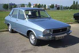 RENAULT 12