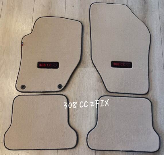 PEUGEOT 308 CC - 2 fixations sur tapis conducteur