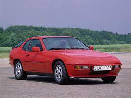 PORSCHE 924