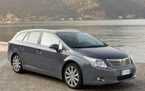 AVENSIS III T270 BREAK