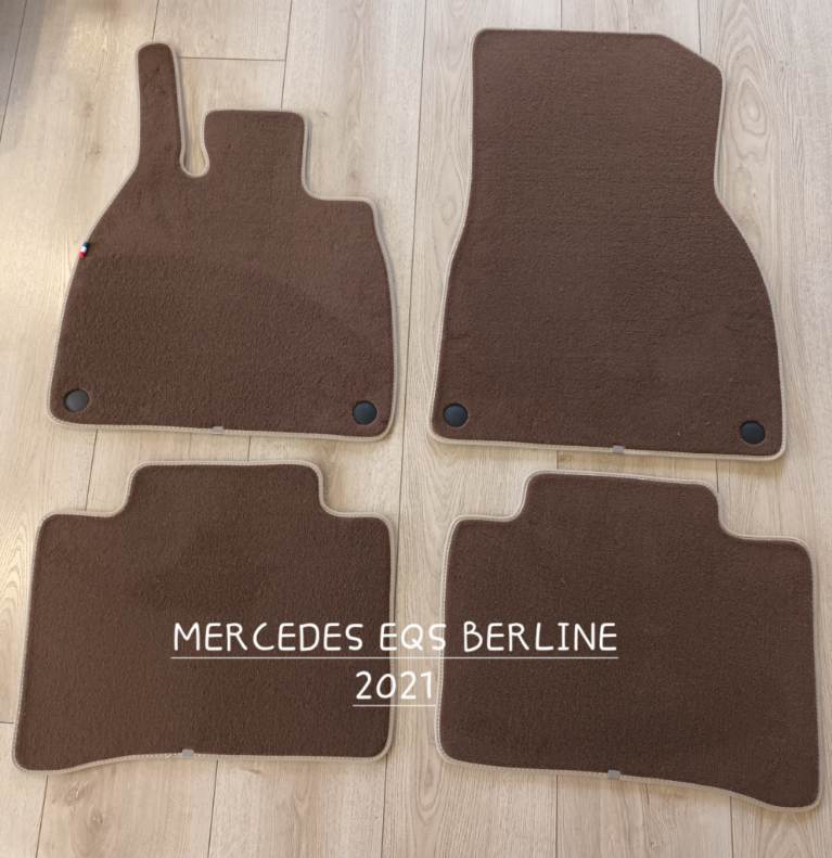 MERCEDES EQS