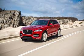F-PACE option coffre avec rails