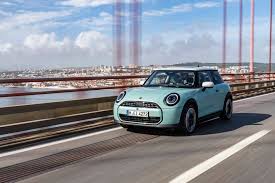 F66 COOPER/ONE S et COOPER/ONE C