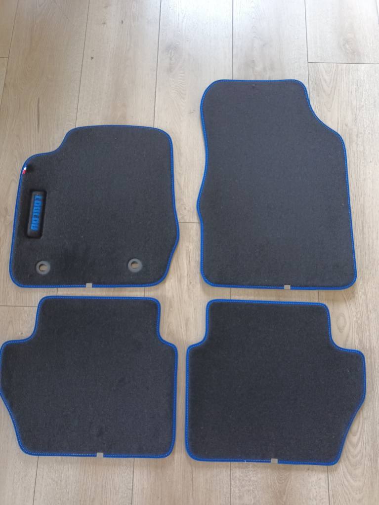 FORD FIESTA VI - Entraxe fixation 26 cm
