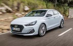 i30 FASTBACK