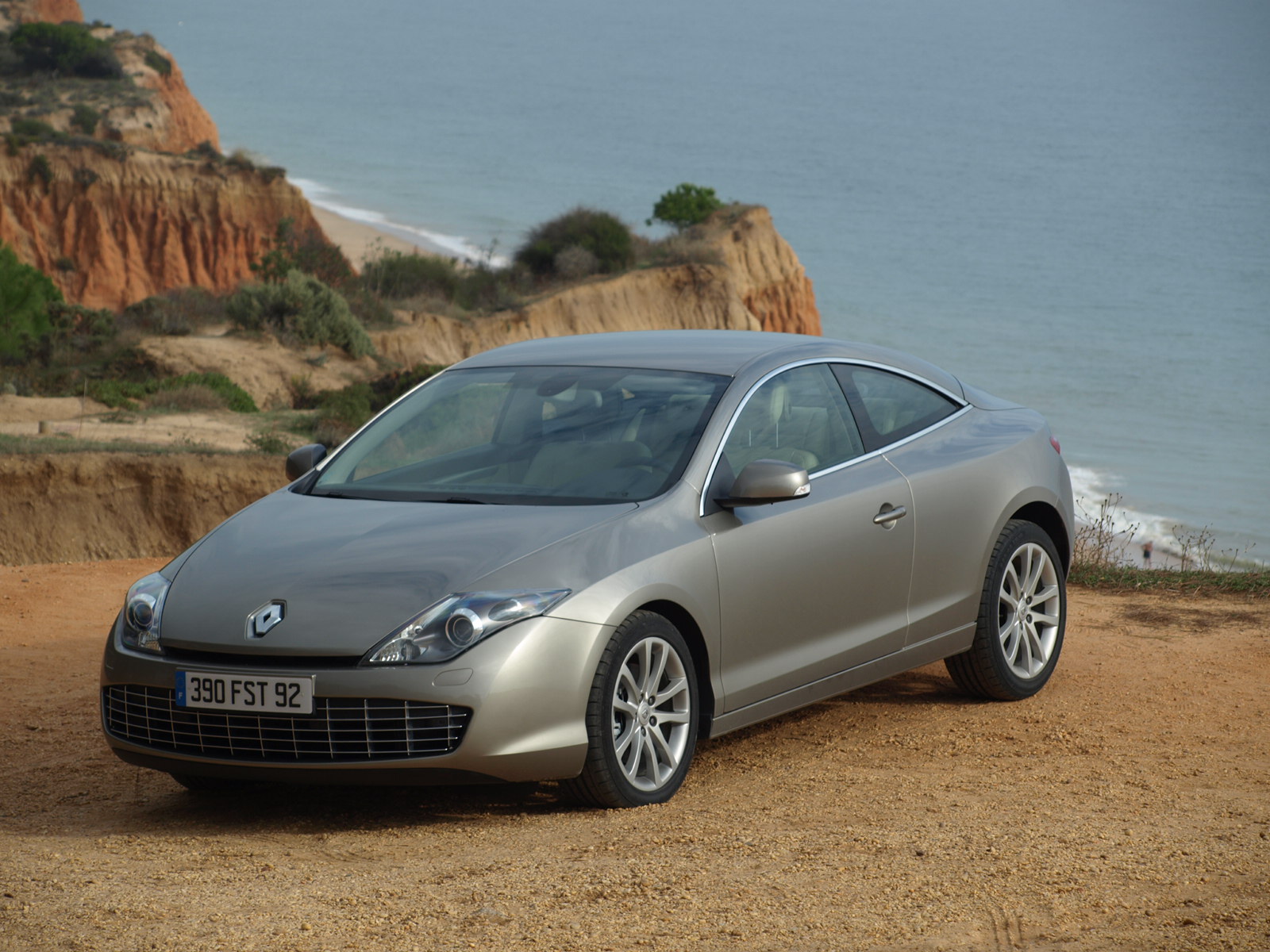 LAGUNA III - Coupé