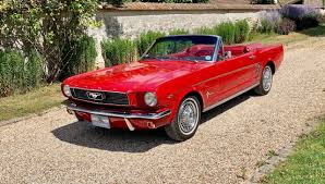 MUSTANG I Convertible