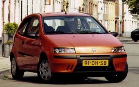 PUNTO II - 3 et 5 portes