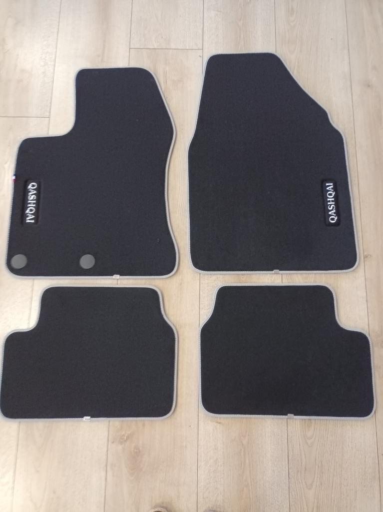 NISSAN QASHQAI I - 7 Places