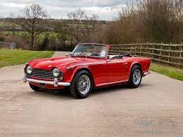 TRIUMPH TR5